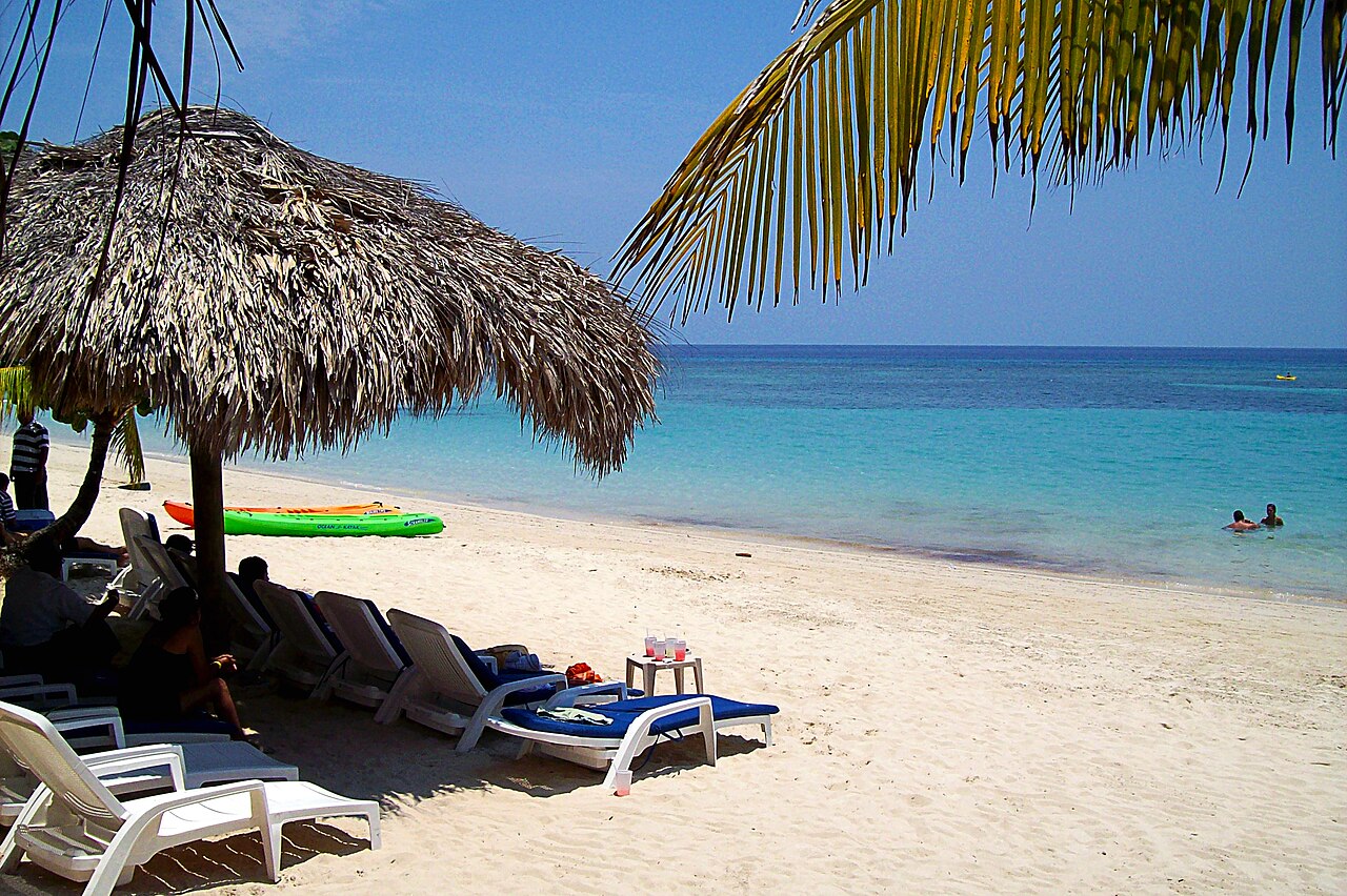 Honduras Luxury Travel