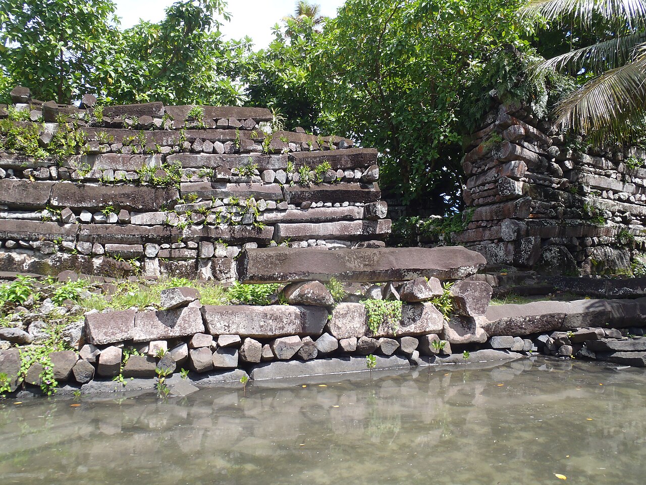 Micronesia Luxury Travel