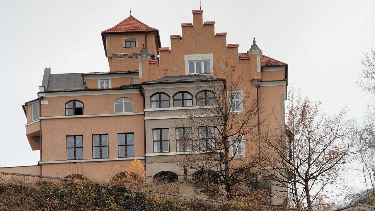 Hotel Schloss Mönchstein