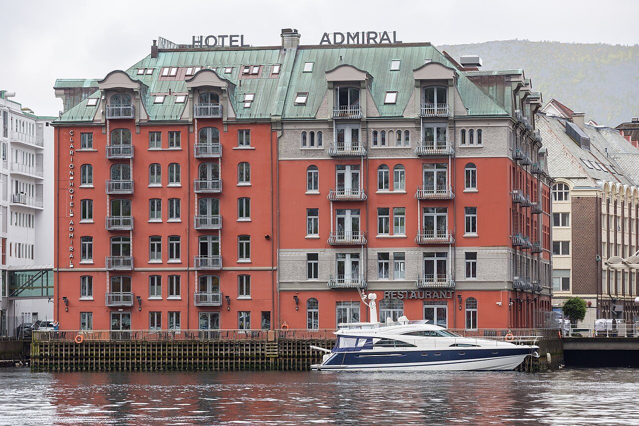 Opus XVI Edvard Grieg Heritage Hotel